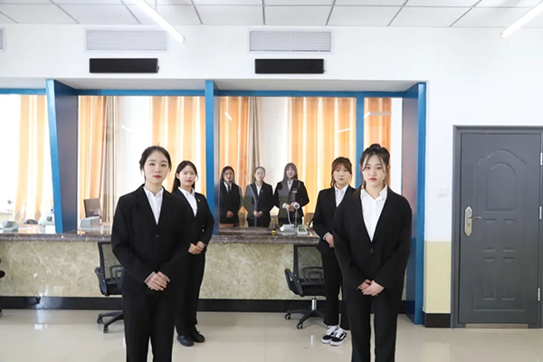 人人体育指定入口